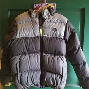 ❄️💫 LIKE NEW: Super warm, North Face winter coat!